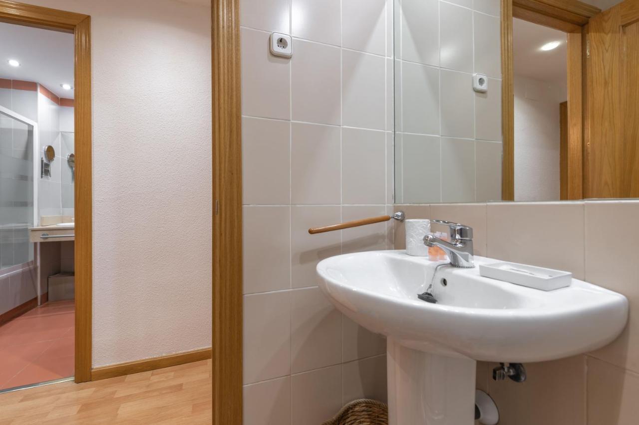 2 Bedrooms 2 Bathrooms Furnished - Malsana - With Pool - Mintystay 마드리드 외부 사진